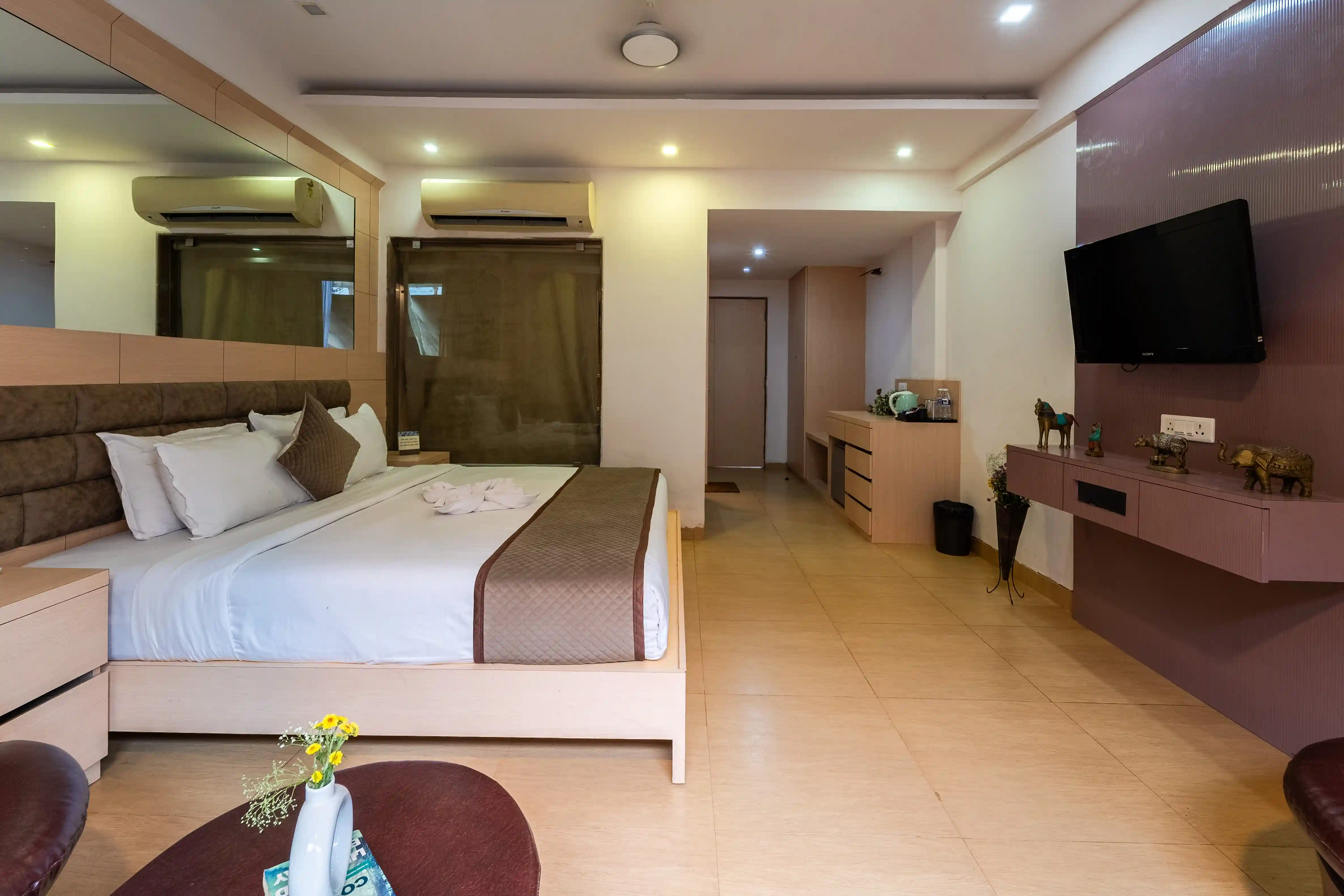 Grande Premier Room