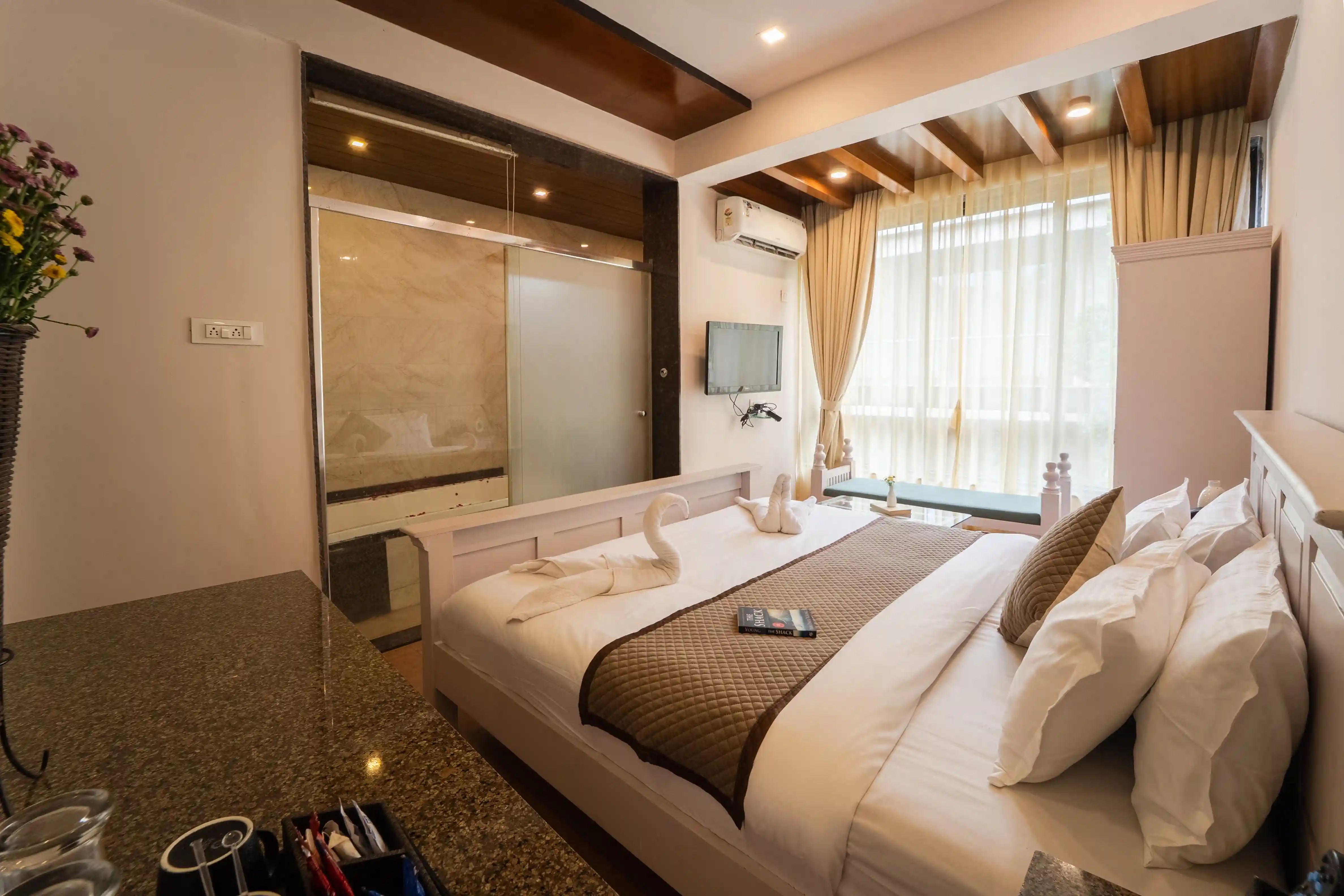 Honeymoon Room